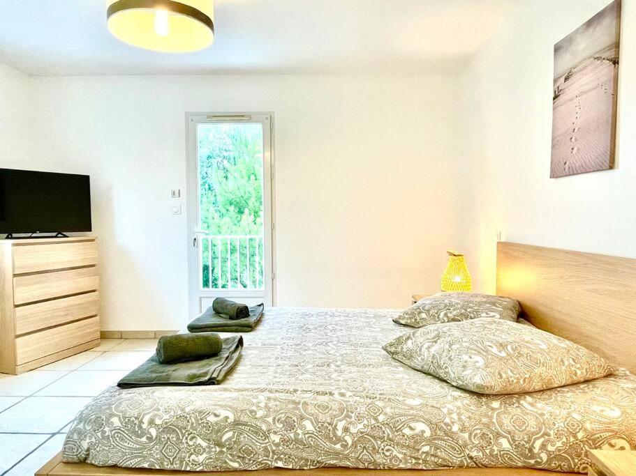 Charmante Villa Pour 10 Personnes Saint-Augustin  Exterior photo